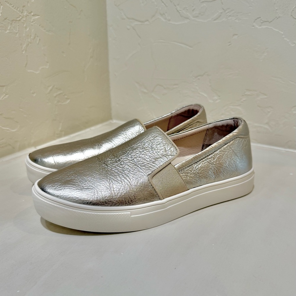 NWOT Birdies “The Swift” Gold Leather Sneakers - Picture 7 of 9